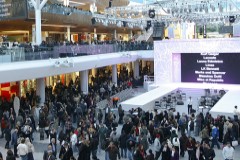 Nov 2008 Westfield London opens in style and safely with Mojo Barriers