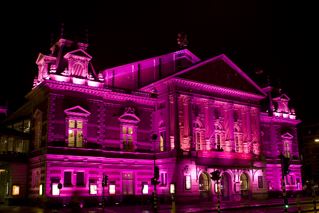 Nov 2008 Mojo Barriers ties up Pink Ribbon Award