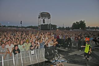 July 2008 Mojo Barriers are at the heart of Roskilde Festival safety systems