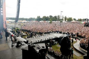 v-festival-mojo-barriers